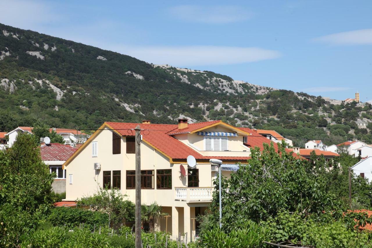 Apartments & Room Jagoda Baška Eksteriør billede