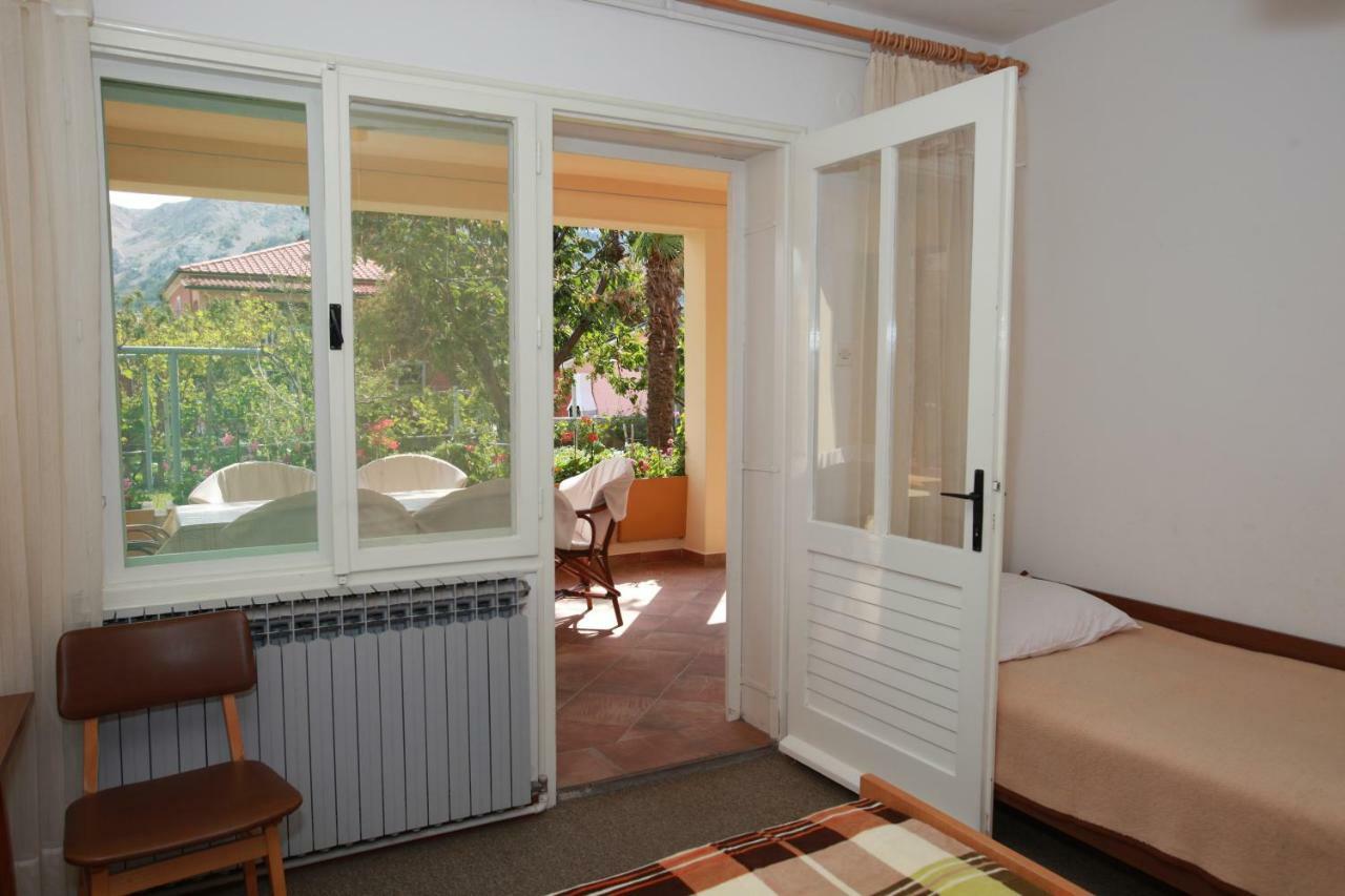 Apartments & Room Jagoda Baška Eksteriør billede